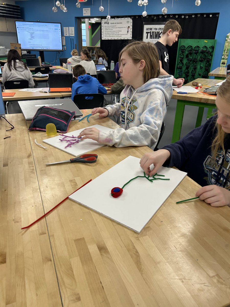 3-D Models are taking shape in Medical Detectives today.
<a href="/GreatOaksOhio/">Great Oaks Career Campuses</a> <a href="/PLTWorg/">Project Lead The Way</a>