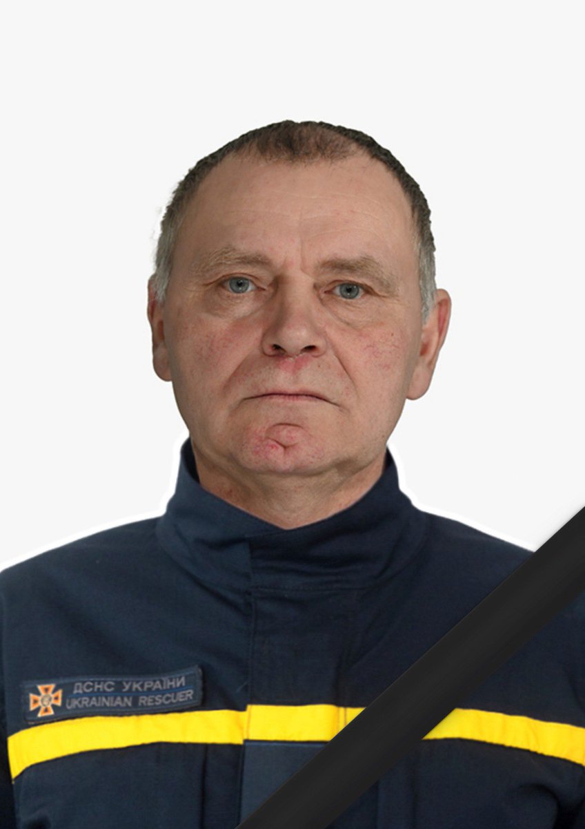 BohuslavskaKate's tweet photo. Today, russia once again killed a rescuer‼️

In the Sumy region, within the Velyka Pysarivka community, an enemy FPV drone struck a car, killing Pavlo Kolisnyk — a firefighter‑rescuer.

He was returning home from shift when the russian drone hit his vehicle. Pavlo was on his way back after service to which he had devoted nearly his entire life, beginning in 1997.