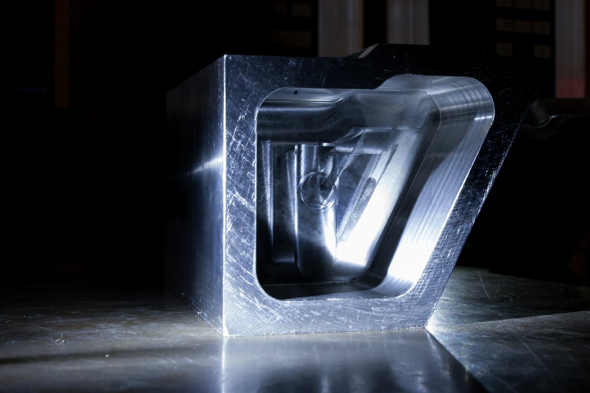 Tees Components is recognised for our large machining capability.

Maybe less widely known is that our machining capability spans the entire size spectrum — from heavy, complex components to intricate, high-precision parts.

#TeesComponents #CNCMachining #PrecisionMachining
[1/6]