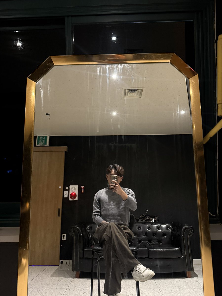 김데레 tweet media