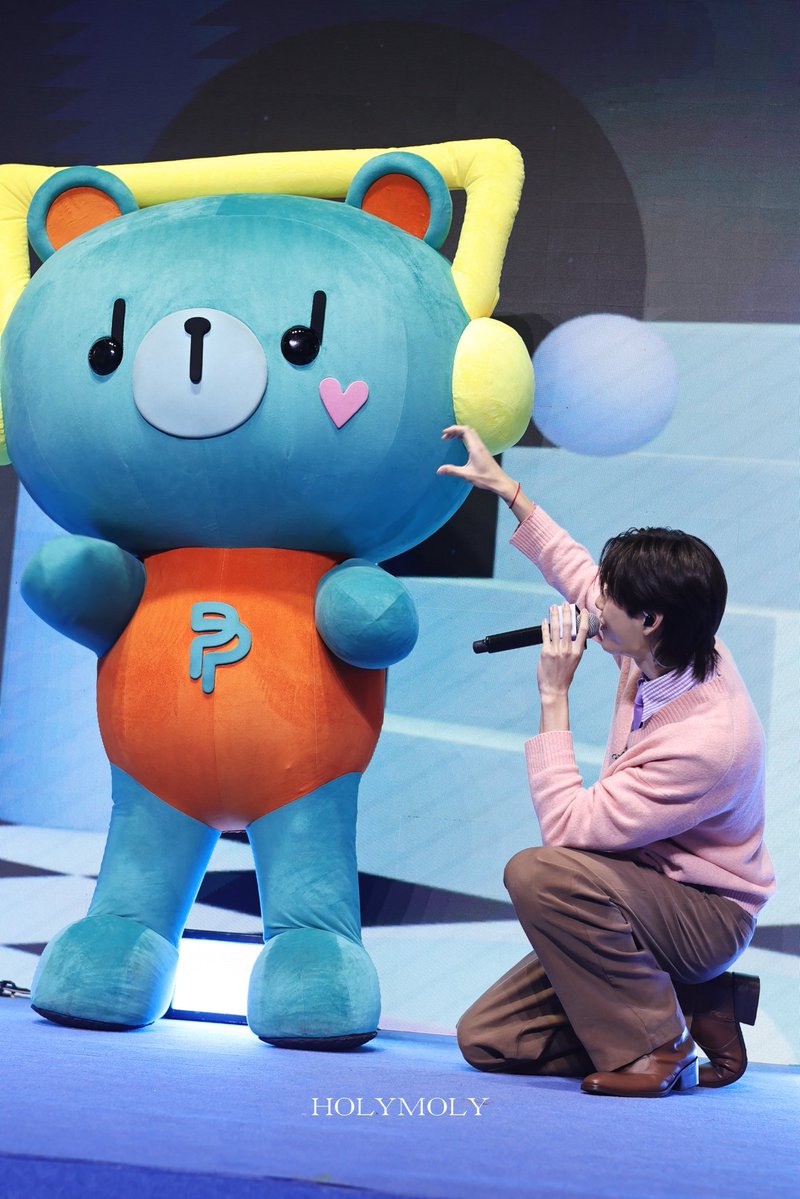 😄

PHUWIN WITH MAMI GOP

#MamixPhuwin
#phuwintang