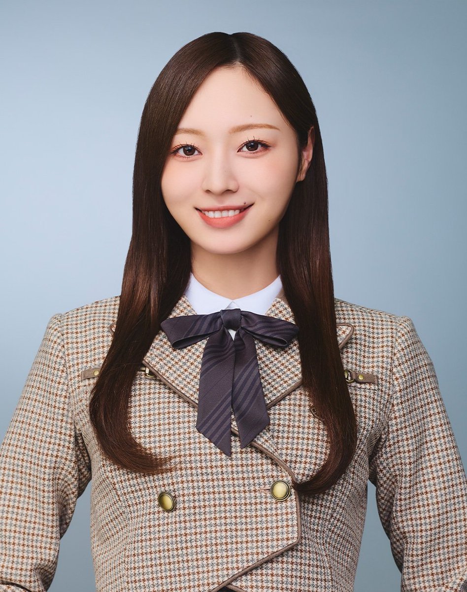 [BREAKING NEWS]

Nogizaka46 Captain Umezawa Minami just announced her graduation from the group via her blog today 😭😭😭

41st Single will be her last activity, and her graduation concert will be held on the last day of 14th YEAR BIRTHDAY LIVE at Tokyo Dome

#乃木坂46
#梅澤美波