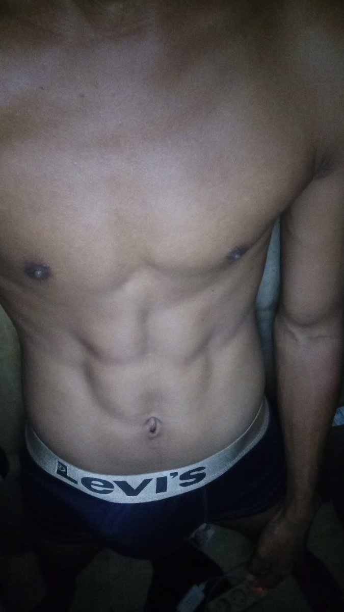 (Top)les puding 🍒🍆 tweet media