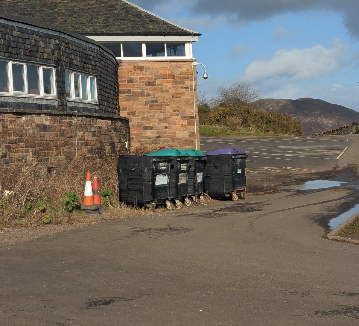 Angry Waves tweet media