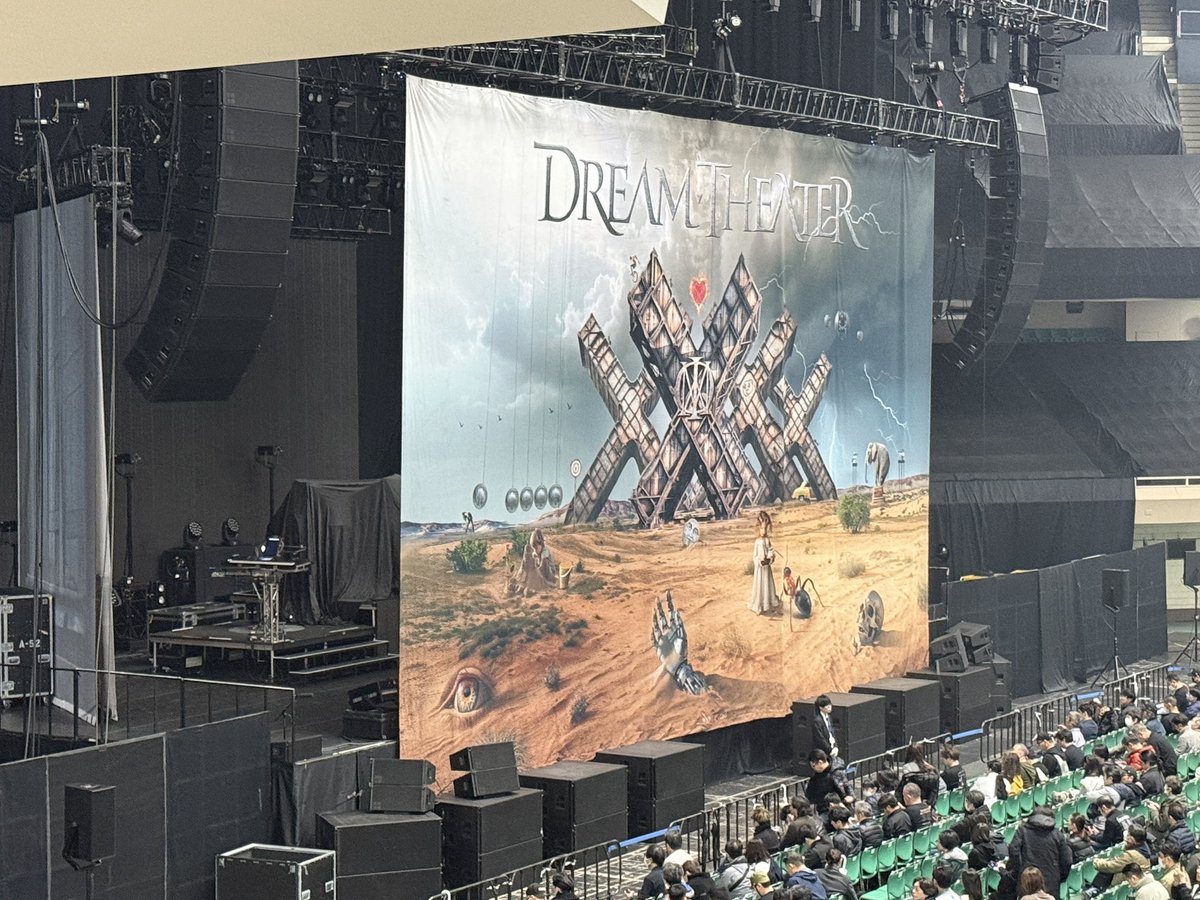 shpfdrum's tweet photo. Dream Theater最高だった。サマソニから約16年これが観たかったんだよ。 https://t.co/LrFwYt0SWn