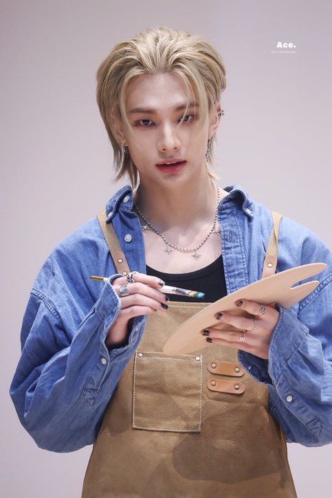 lovee_hynjin's tweet photo. 훈진이 모하나~ 아 궁그매🫠 https://t.co/jqONXOOkGt