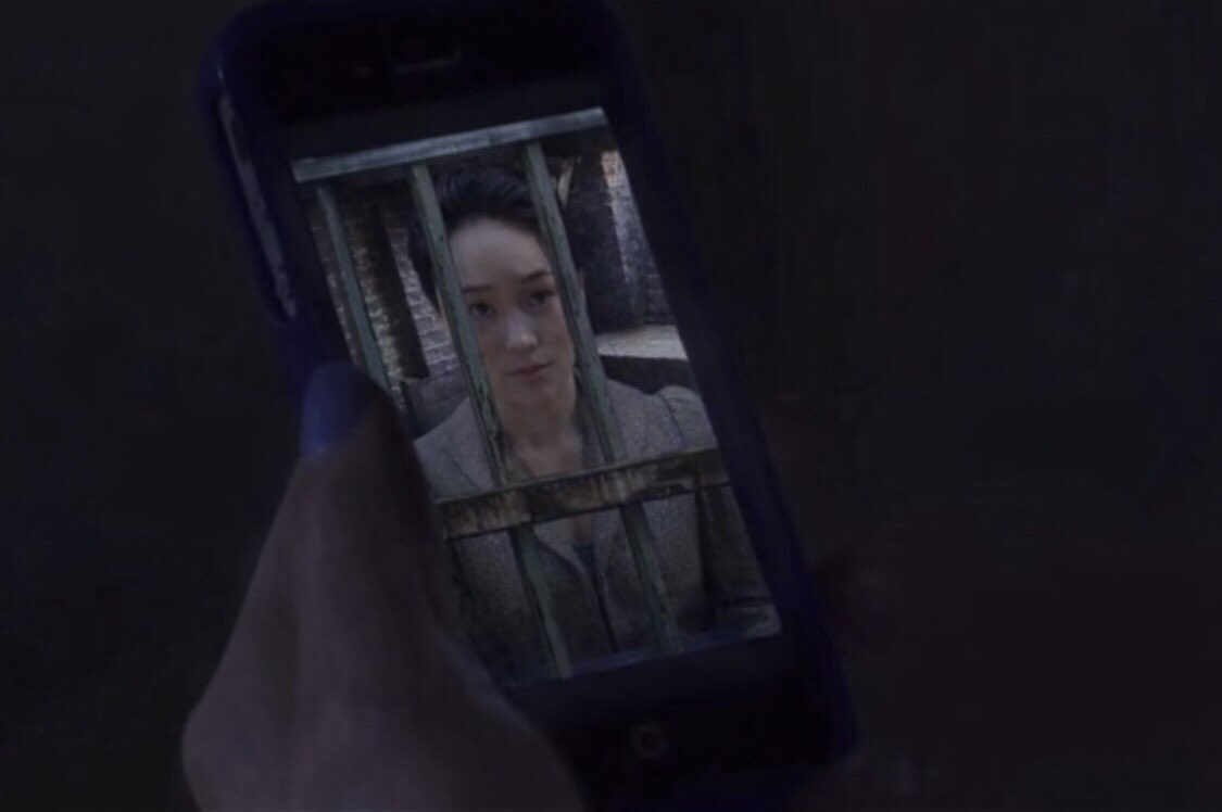 lohanaissance's tweet photo. NEW Bridgerton Season 4 part 2 still!!! 

- Benedict discovers Sophie is locked up after getting an anonymous message from A(raminta)

“Silver looked beautiful under chandeliers. Shame I preferred it behind bars. Tick tock, b*tch. - A” https://t.co/zMDOqReqEe
