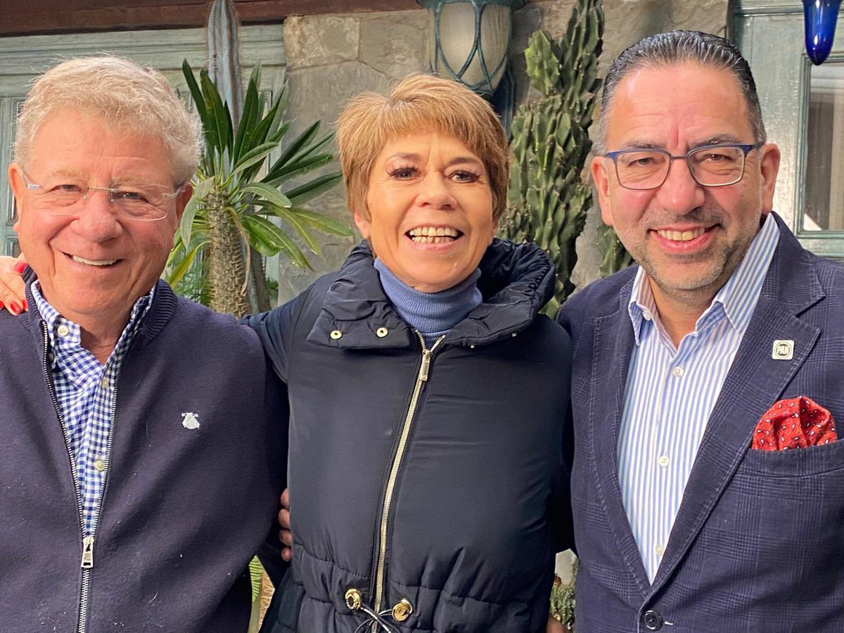 𝐉𝐚𝐯𝐢𝐞𝐫 𝐋𝐨𝐳𝐚𝐧𝐨 𝐀. tweet media