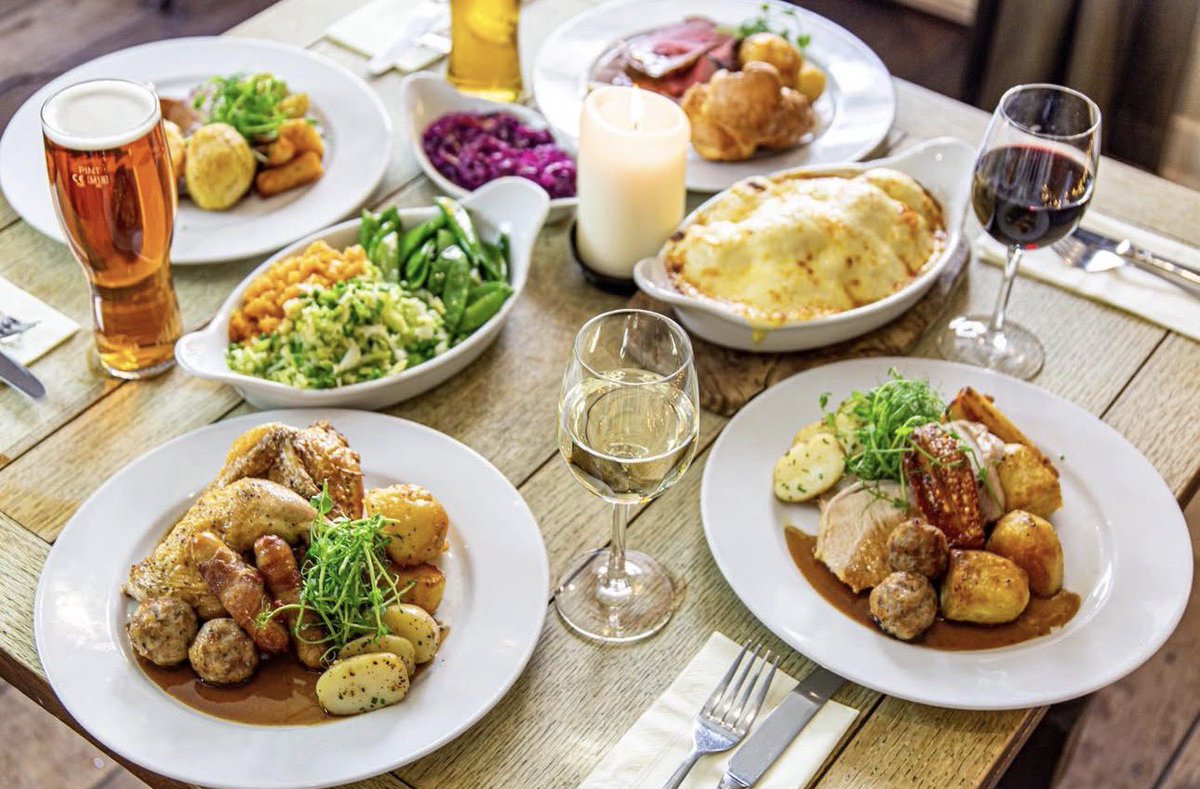 sunfaversham's tweet photo. Treat your mum this Mother’s Day, Sunday 15th March, to a Sunday roast with us. Relax &amp; enjoy your afternoon &amp; we will take care of the rest 💐

Book here: https://t.co/pwZcFR76hG 

#shepherdneame #mothersday #faversham https://t.co/5YTYh3eIAW
