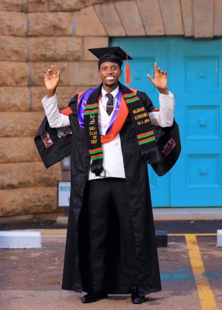 Makerere University Tooro Students Association tweet media