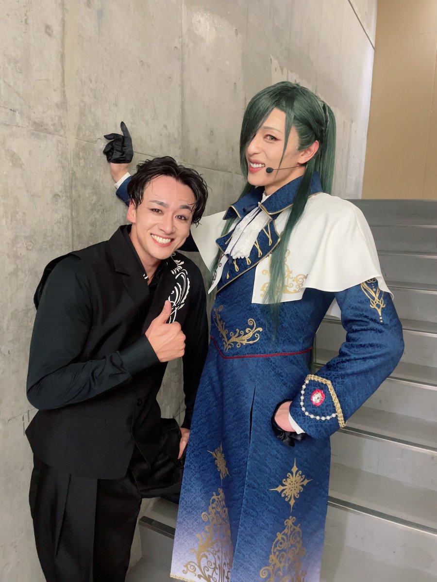 ミュージカル『刀剣乱舞』 ～静かなる夜半の寝ざめ～

にっかり青江と！

#MOUZU
#刀ミュ