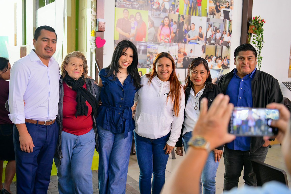 Dania González tweet media