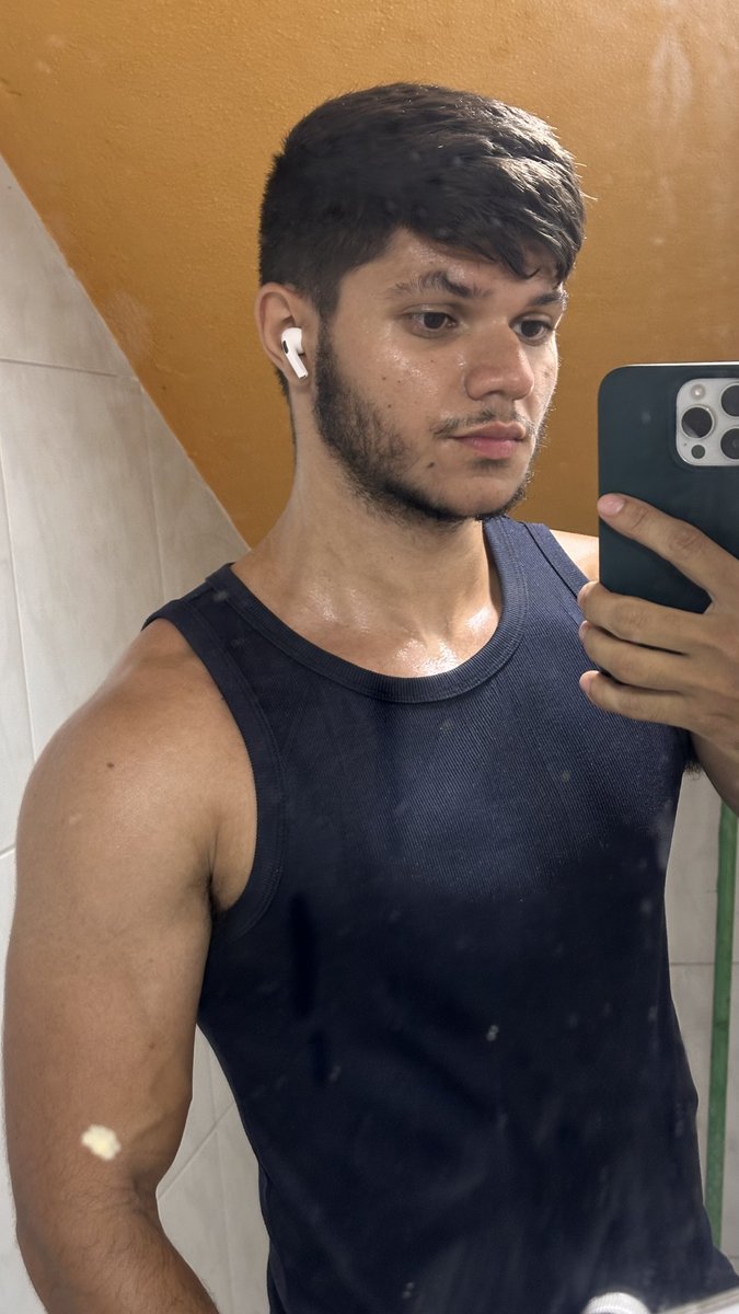 Tony - LUX is OUT tweet media