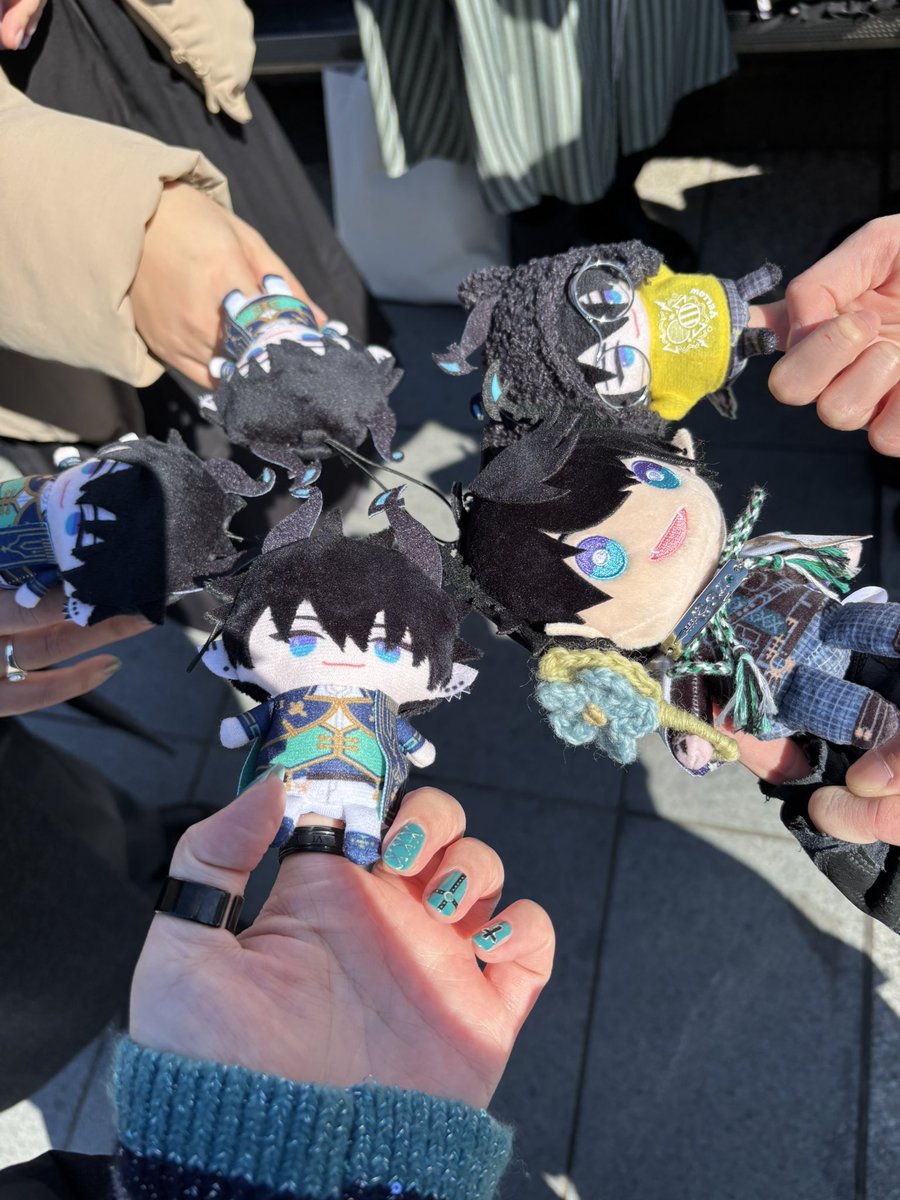 あの時勇気出して初めて同じENファンやRenvaderzの皆さんにお会いして、そこから今日までいろんなことにぶつかりながらもたくさん見つけながら自分らしくあり続けて進むことが出来た
これからもたくさん愛を叫んでいきます💚
 #Overture_Daytime