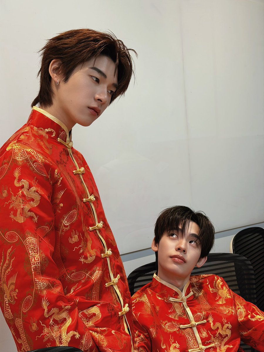 หนีห่าวว หว่อชื่อตี๋ตี๋ ป๋อ~ หว่อเหิ่นซ่วยย 😎 เพิ่นว่า

#GOHAIRxTEETEEPOR