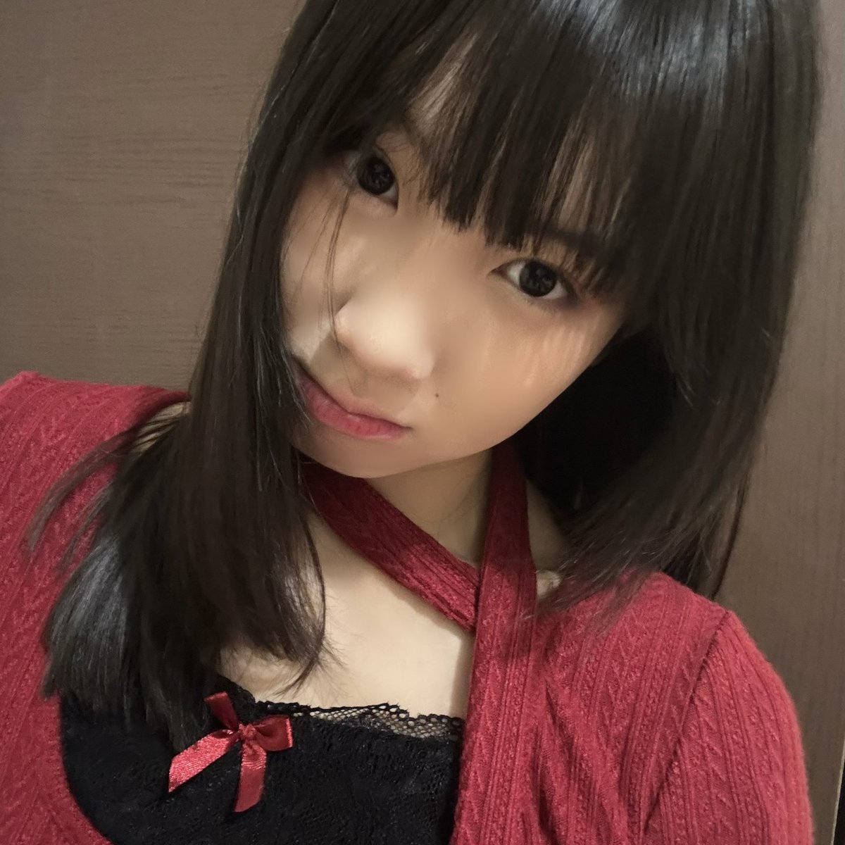 makasi banyak ya buat vc bulan ini! selalu seneng rasanya tiap ngobrol dan berkenalan sama kalian, semoga kalian juga merasakan hal yang sama ya❤️ maaci banyak udah luangin waktu kalian buat aku!!!!!! sampai bertemu lagi ya di next vc hehehe lop lop sarangeo🫰😚 #HaiMima