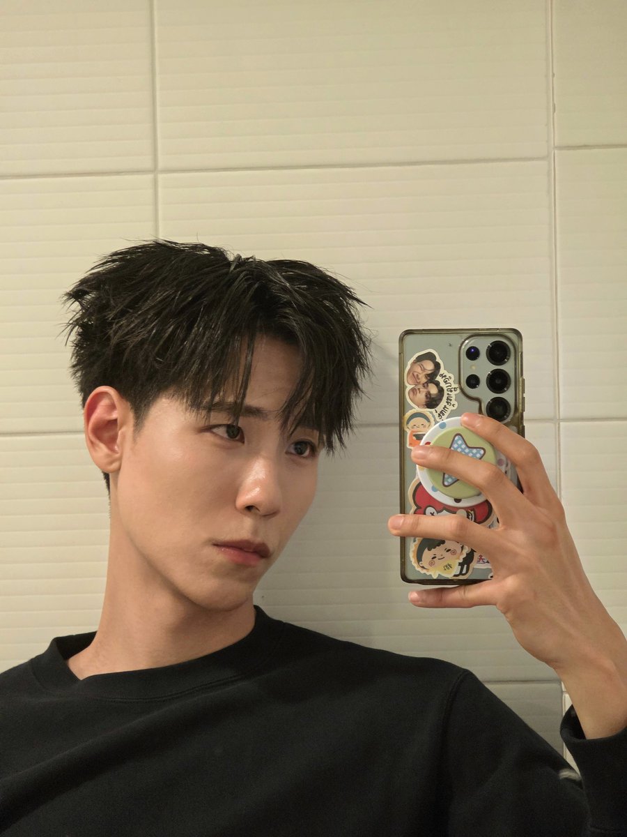 รักมีมี่ไม่เสียใจเลยสักวัน ขอบคุณสำหรับ1.3mคับเตง 🌞💛💫

1M300K LOVE JU FROM MIES

#JUNNIORRS1M300KonIG