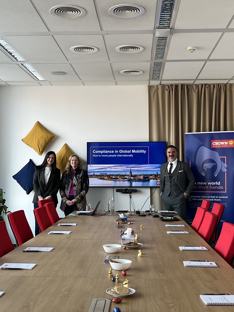 Crown World Mobility tweet media