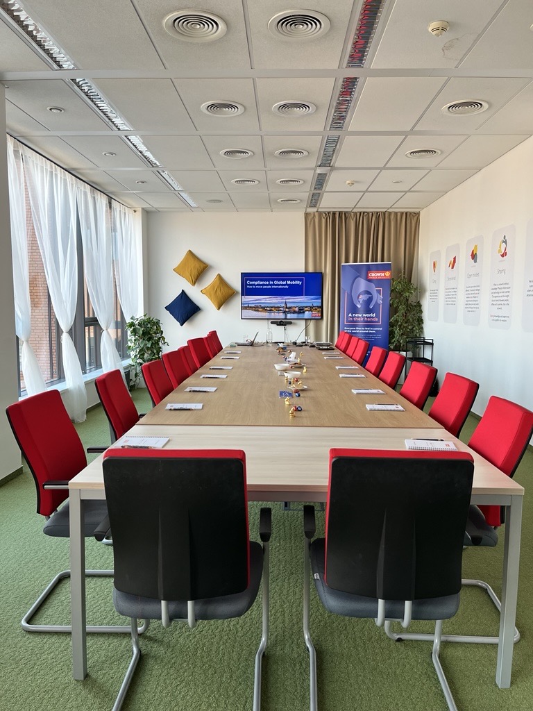 Crown World Mobility tweet media