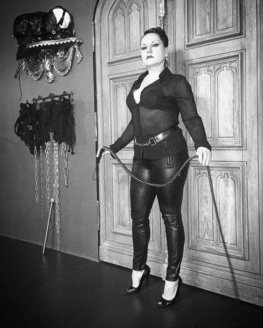 Corset laced, chain coiled in my fist, the wall of toys watching like silent witnesses.
Present yourself at my feet, cuntwipe—one wrong breath and this whip cracks louder than the door slamming shut.
Welcome to your new reality.
😈🪳🦨
#SadisticQueen #RestraintWall #CuntwipeOwned