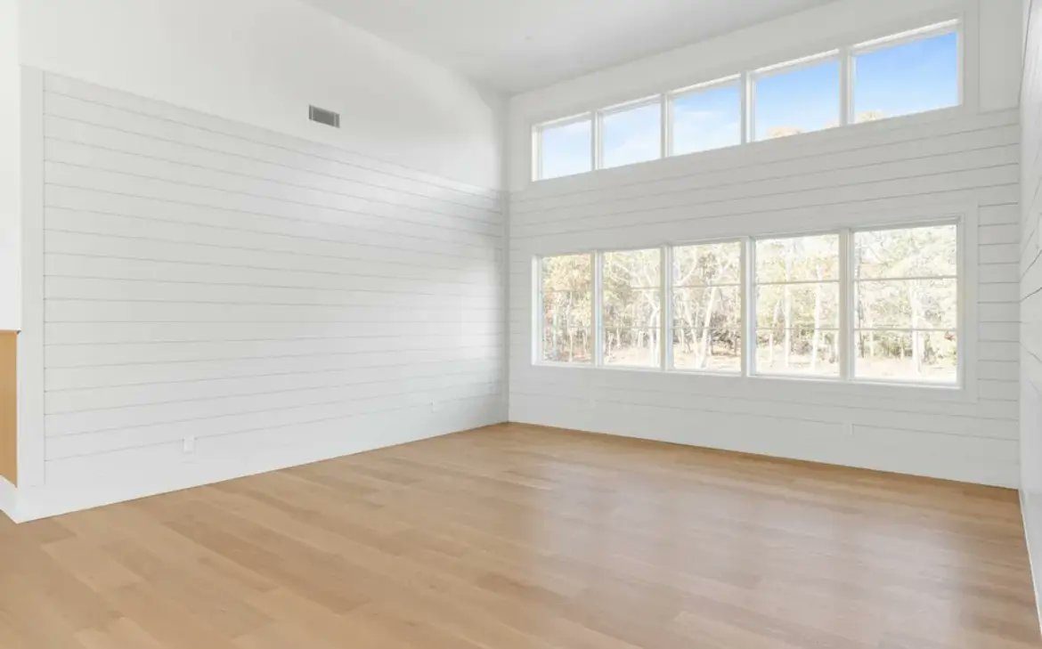 ArchitectRender's tweet photo. Turn empty listings into photoreal staged homes that sell faster and attract more buyers. See how our virtual staging from simple photos or floorplans boosts listing appeal and gives you full image rights. Try it now: https://t.co/8AersjprCN 🔑 https://t.co/KOXsKUB8TD
