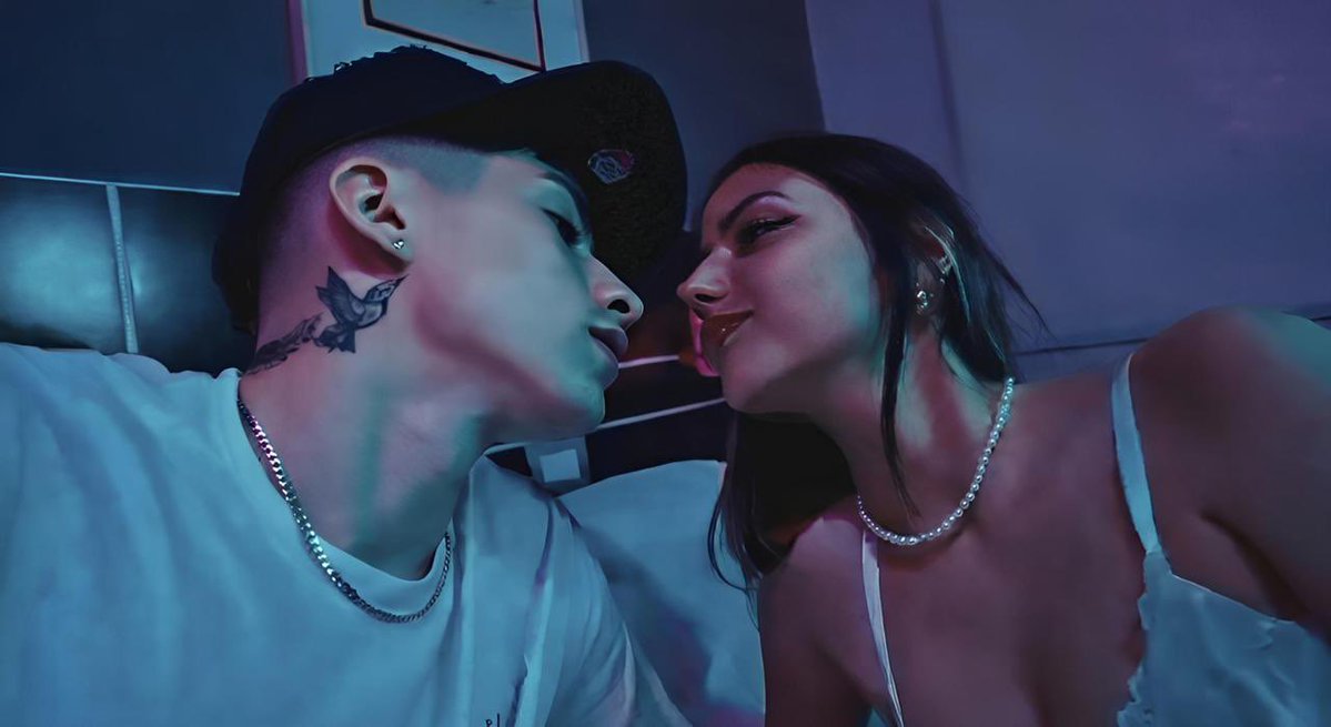 La moncha dando cringe con una canción que fue para ✨ELLA✨