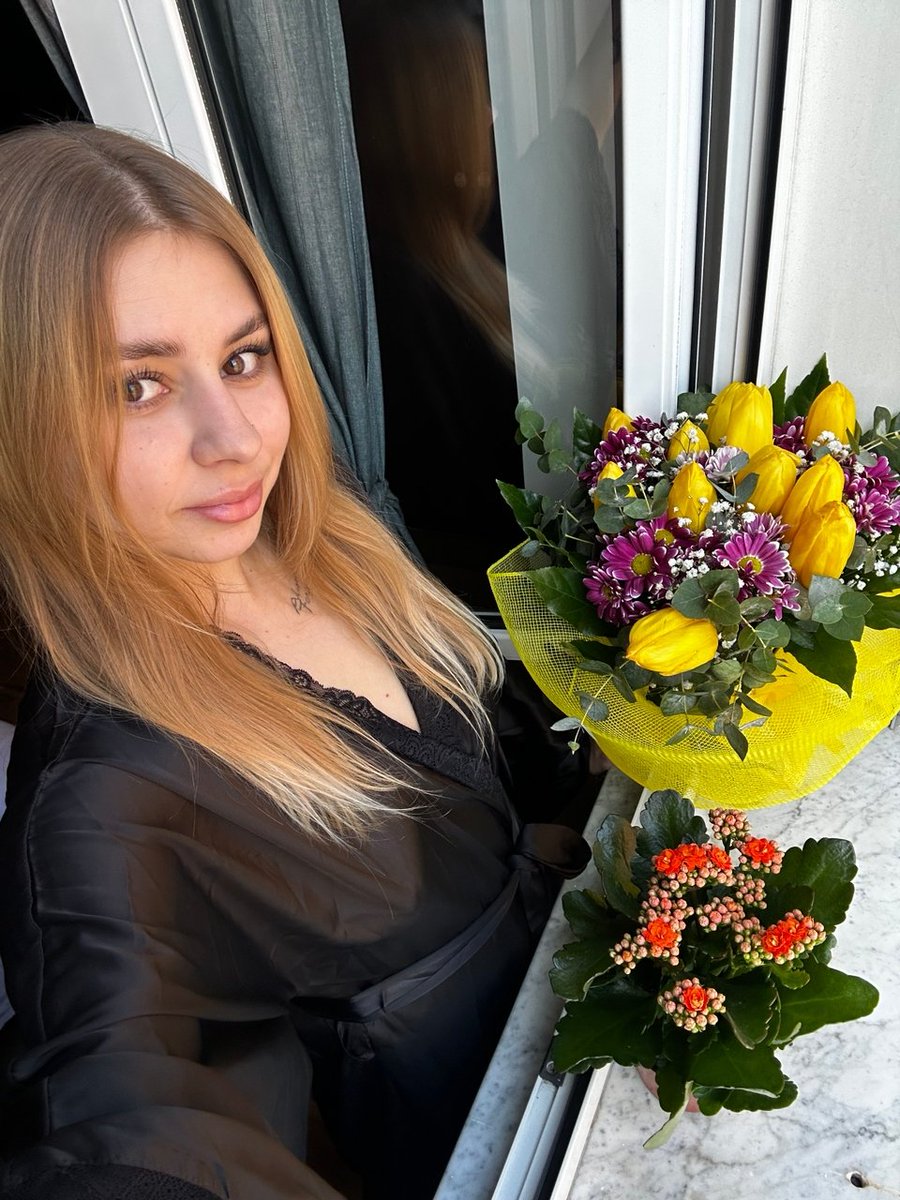 Julia Red tweet media