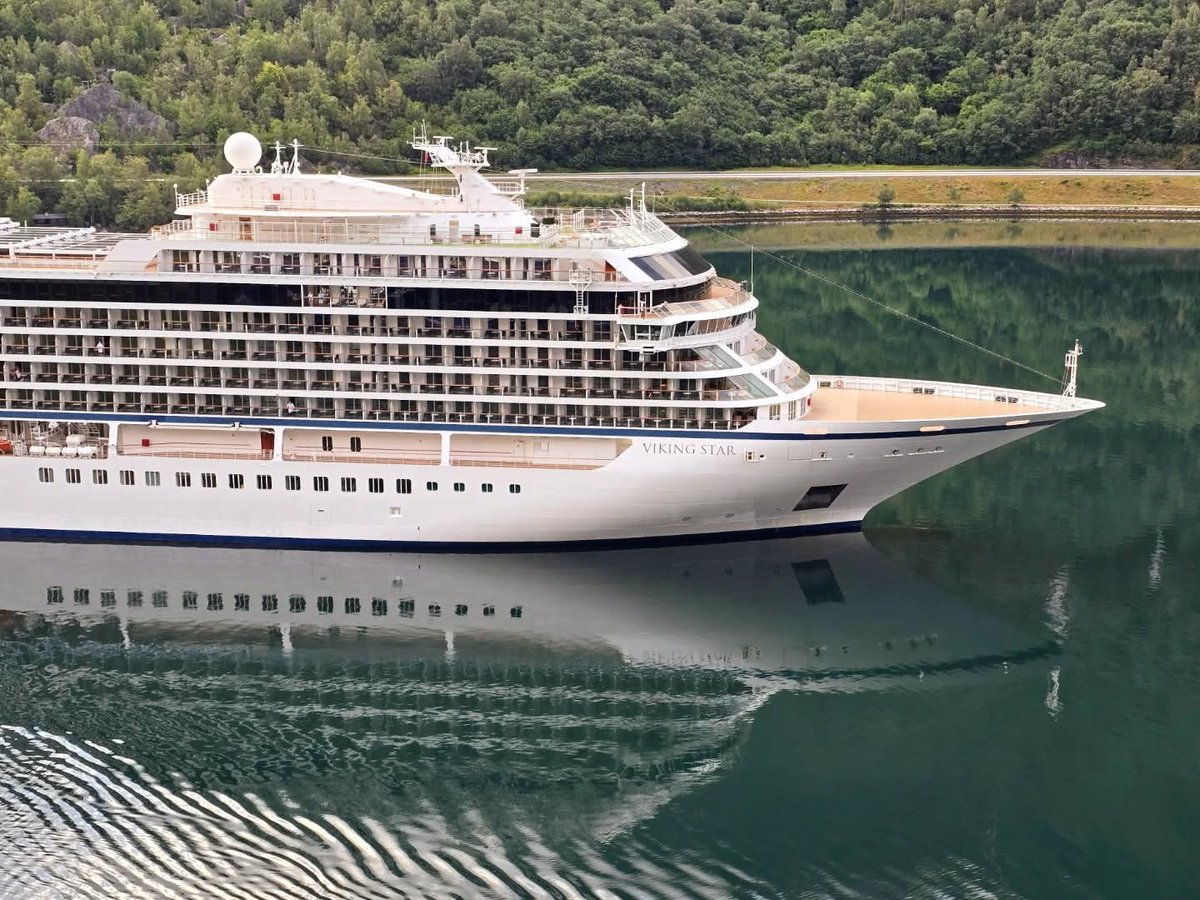 Cruising with Matthew tweet media