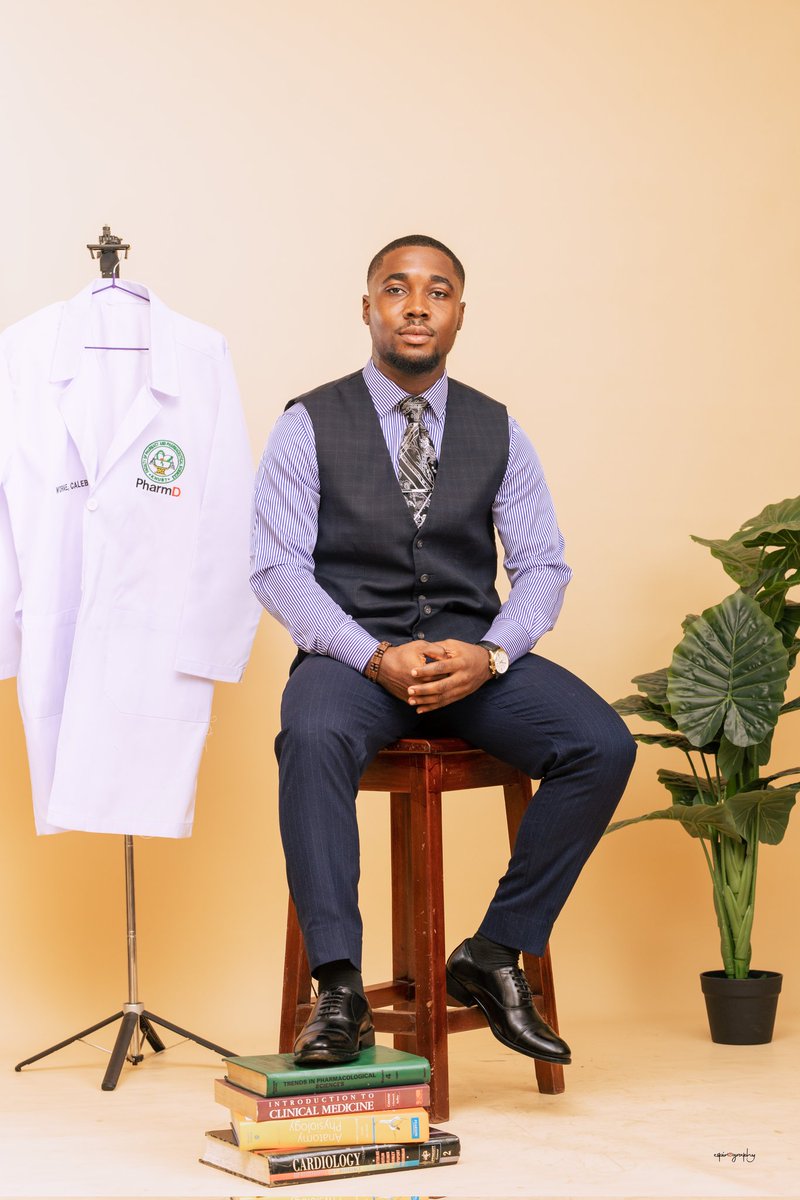 I hope I am not too late🔥🔥🔥
#10thwhitecoatceremony
#TheX