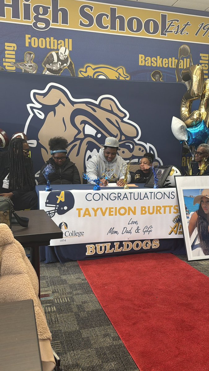 Tayveion Burtts tweet media