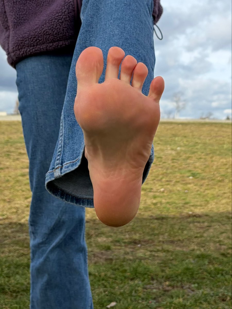 Mila Fox tweet media