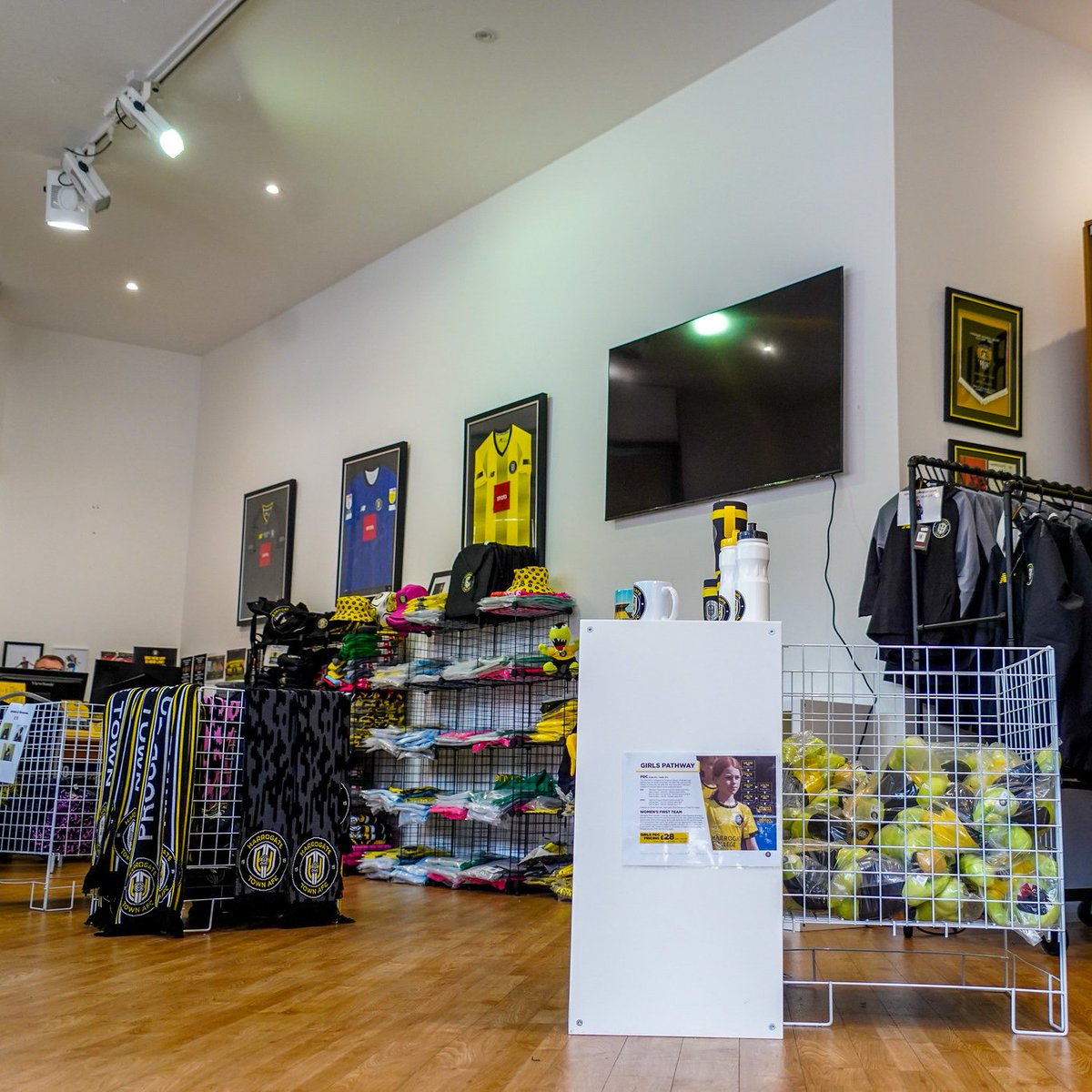 Harrogate Town AFC tweet media