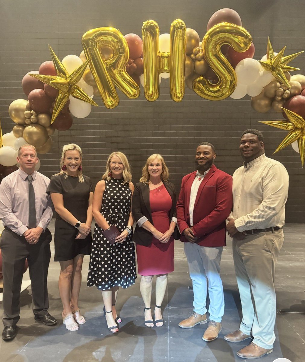 Riverdale HS tweet media