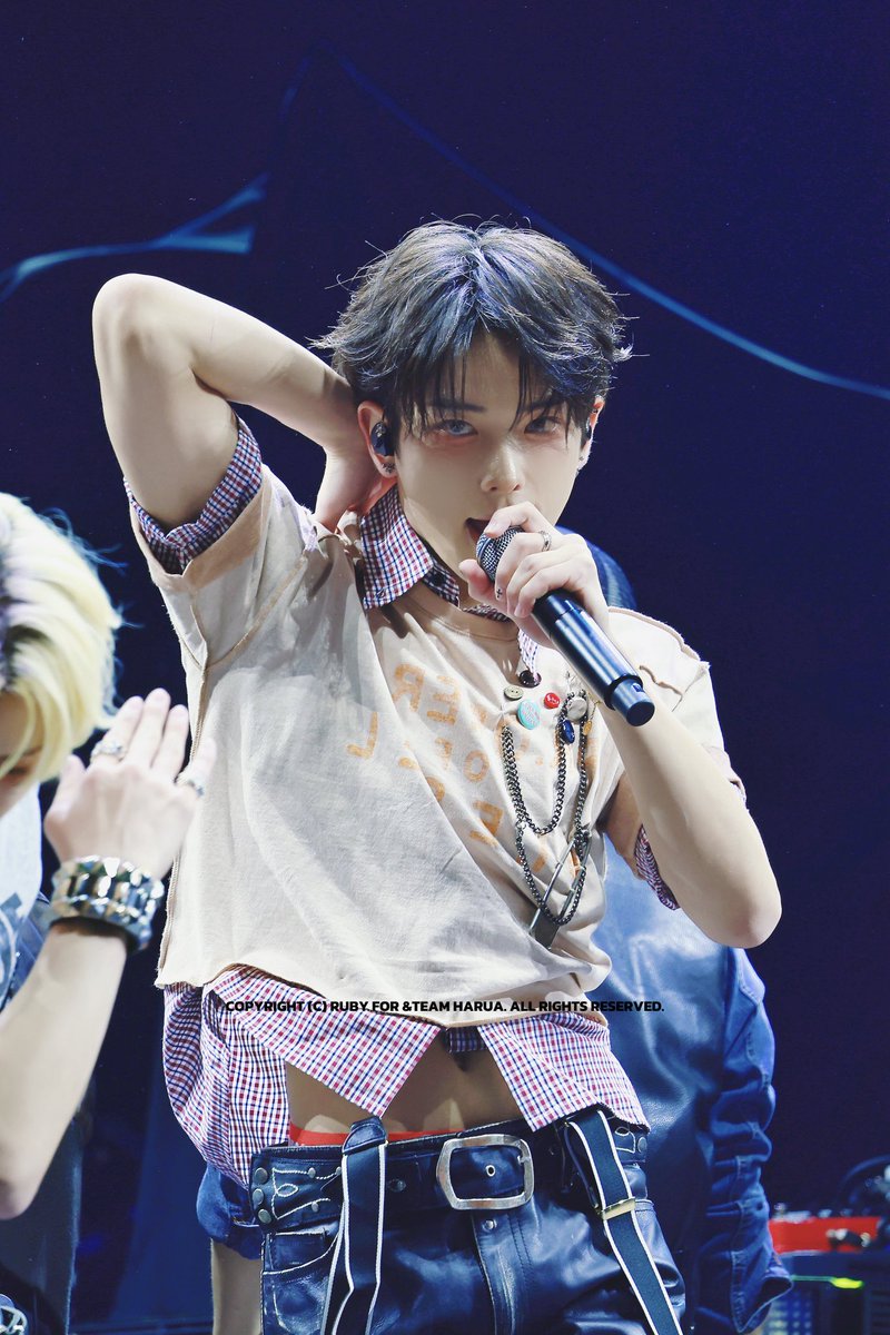 룽촌농🐰ྀི tweet media