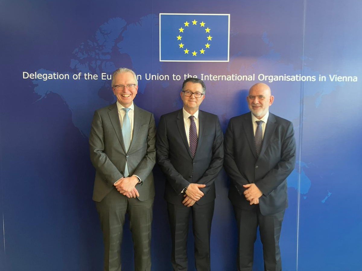 EU Ambassador Carl Hallergard 🇪🇺🇺🇳 tweet media