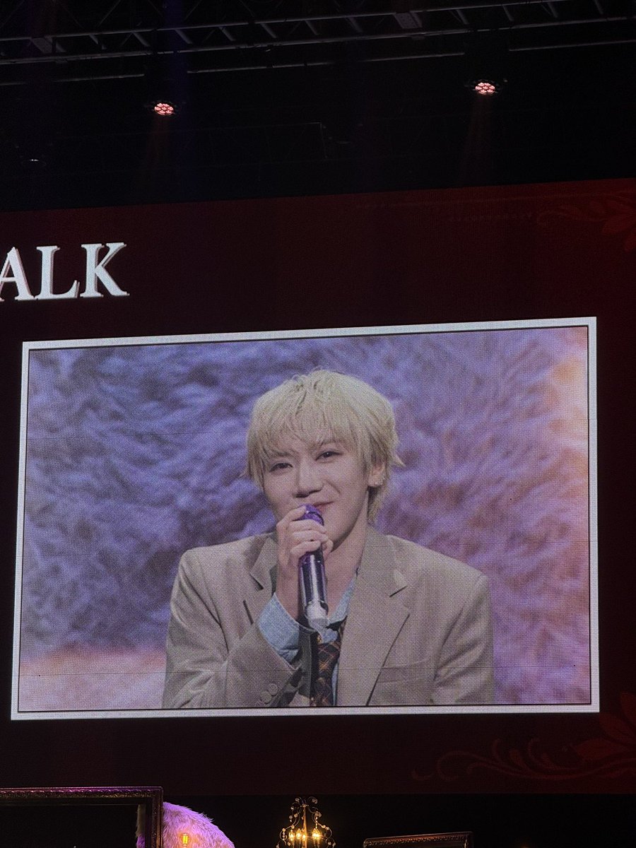 และงานที่รันโดยน้องคนเดียว ไม่ต้องมีพิธีกรก็สนุกมาก ไม่มีเดดแอร์ใดๆ น้องเตนล์น่ารักและโปรมาก โปรดมาจัดที่ประเทศของฉัน 

#AboutTEN
#TEN_BDAY_PARTY