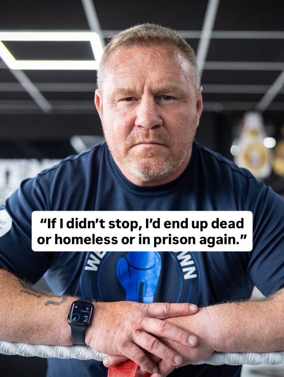 Weapons Down Gloves Up ⚪️ tweet media