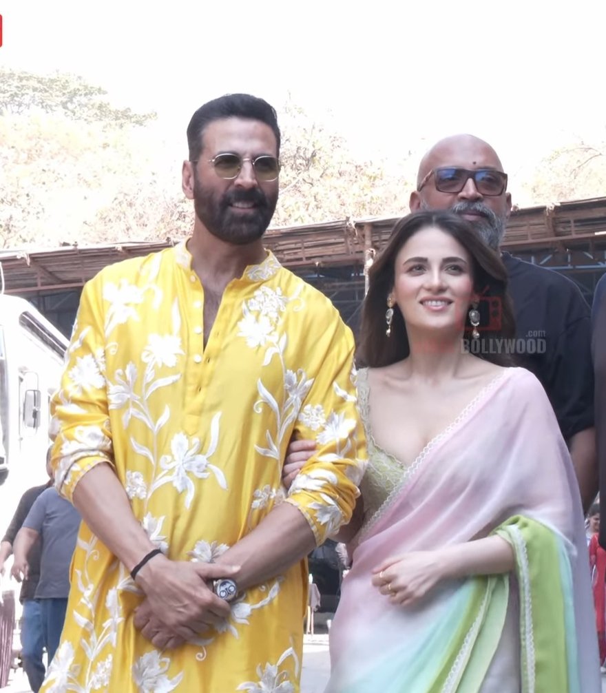 RajMalhotraSing's tweet image. We loved #Sarfira 
We loved the pair 
We loved the solid performances 
But unfortunately one of the best performances didn't get that much of appreciation because of Hindi dubbed is already available in all languages.

@akshaykumar sir @radhikamadan01