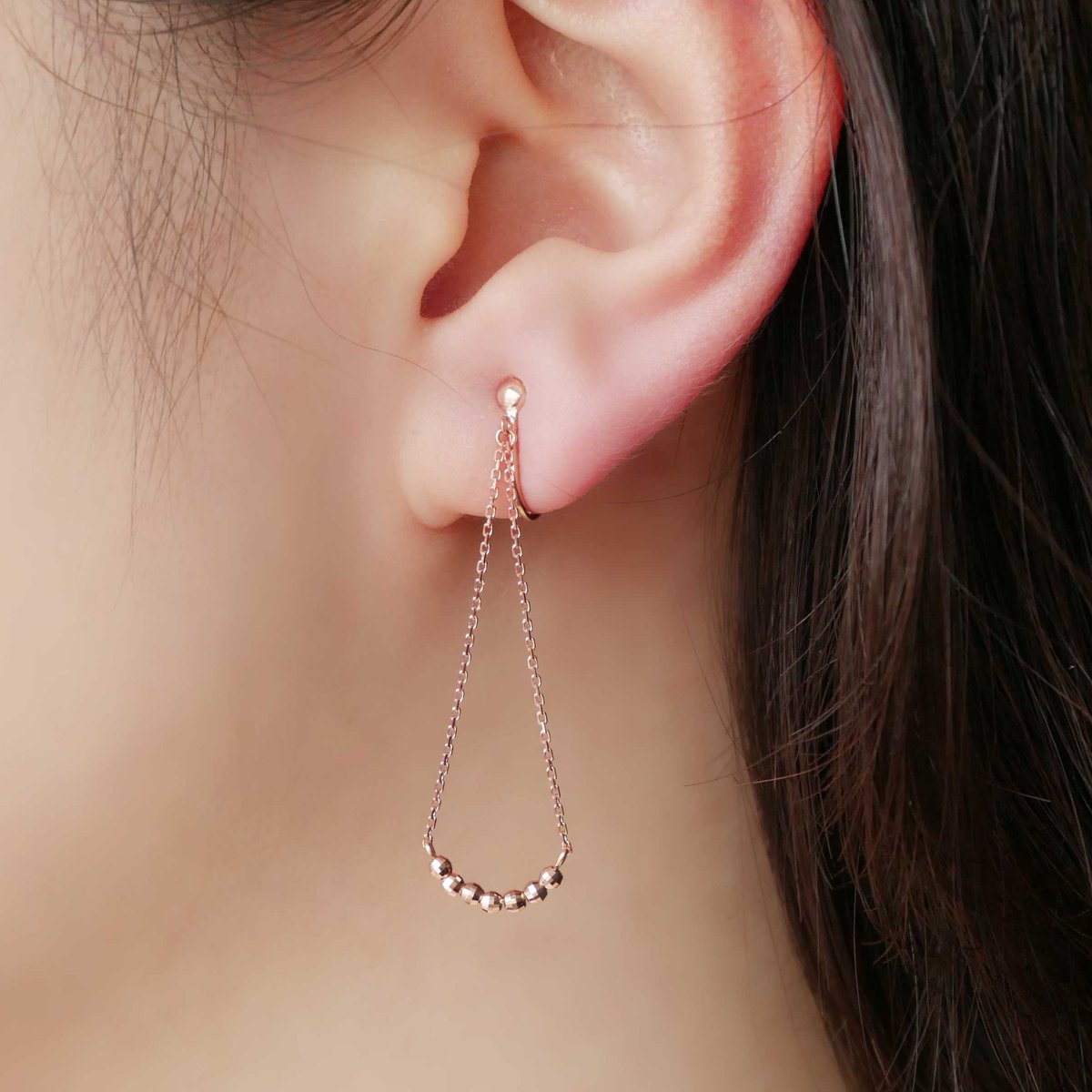 杉 咲花 ピアス