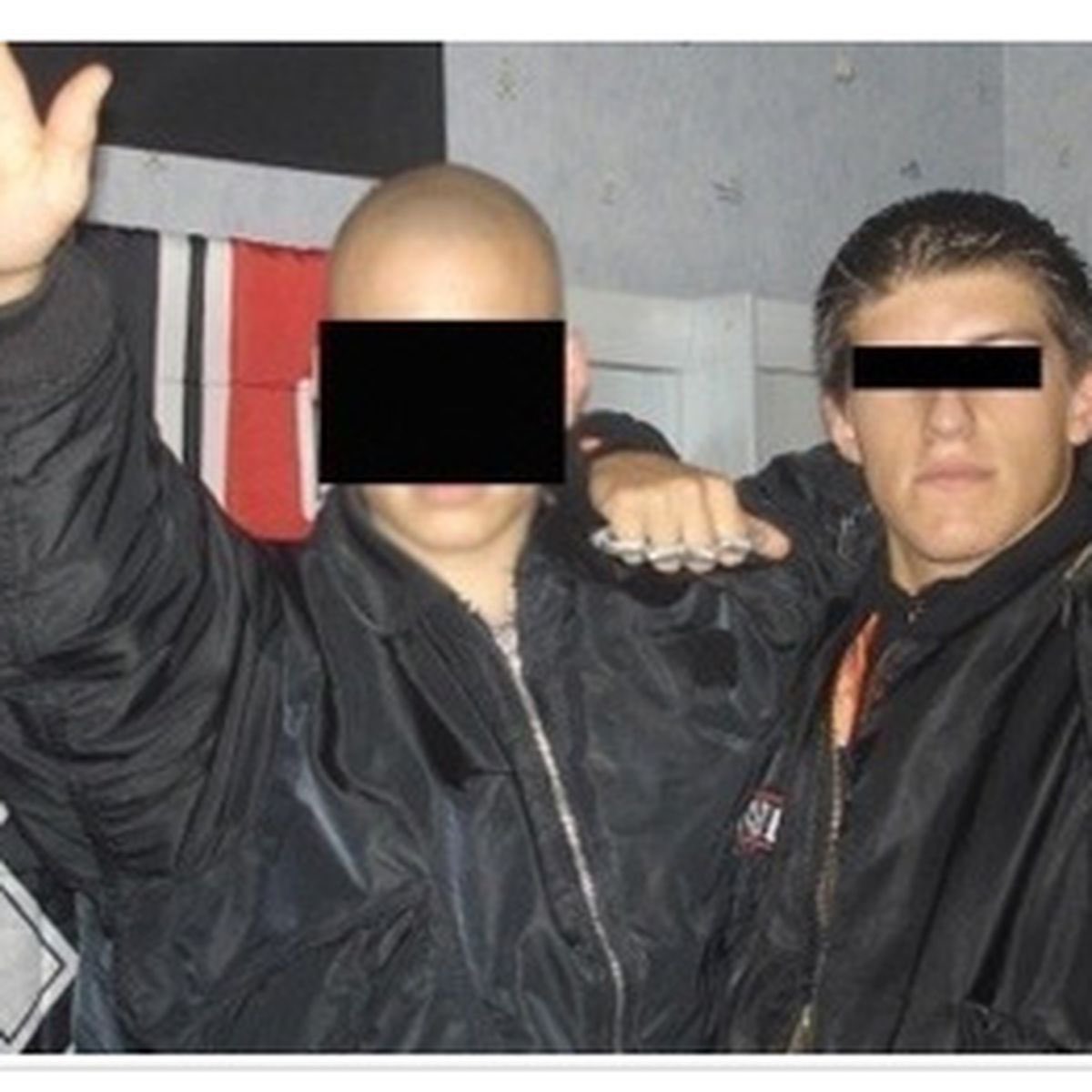 non_Oi_'s tweet photo. @ByteOctet @ado_sympa @Le_Bracq la fameuse Œuvre Française qui n’a rien à voir avec le nazisme https://t.co/jO6doasvvu
