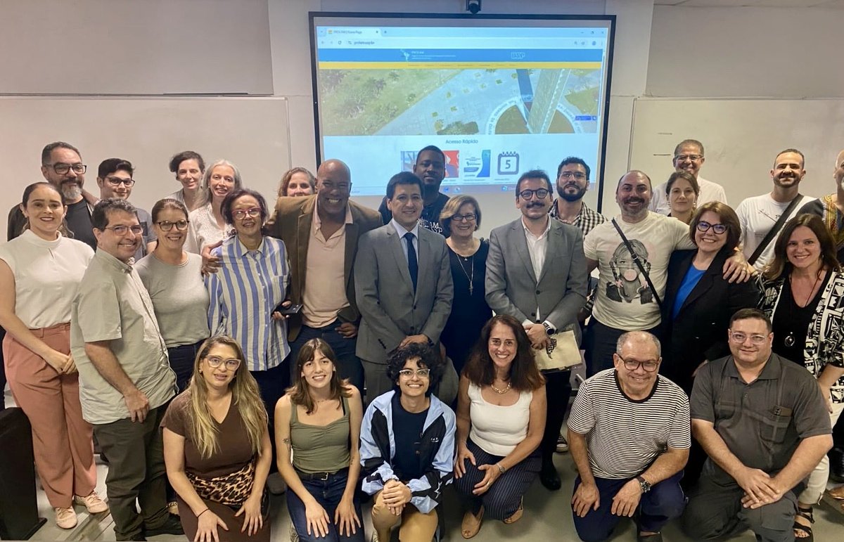 Embajada de Chile en Brasil tweet media