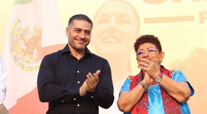 Con gran estimación, felicito al Secretario de Seguridad, <a href="/OHarfuch/">Omar H Garcia Harfuch</a>, por su cumpleaños. Compañero y amigo, vayan mis mejores deseos y un abrazo fraterno.