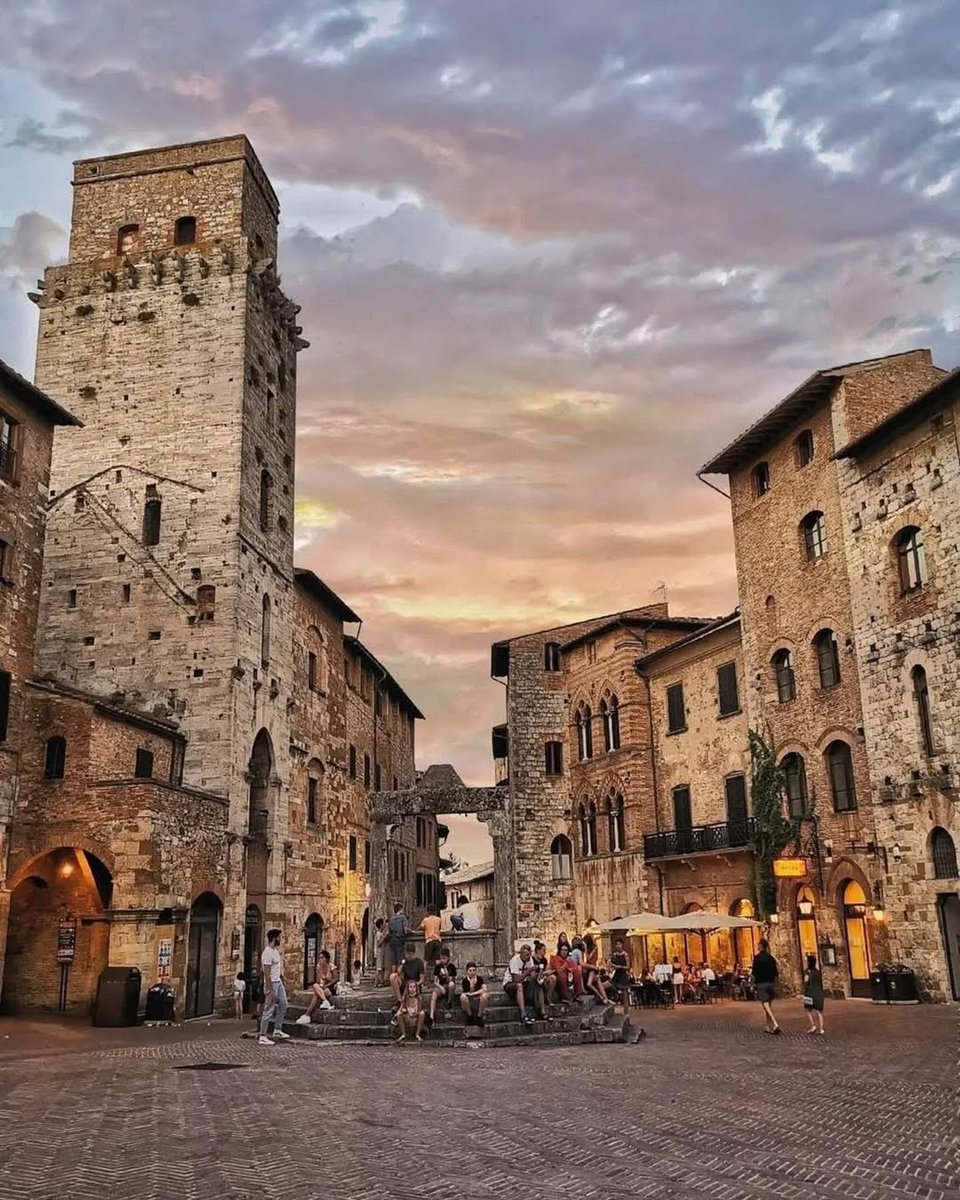 Architecture & Tradition tweet media