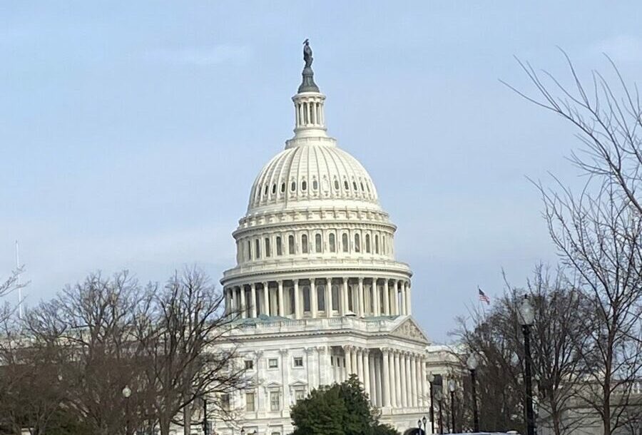 ShoreDailyNews's tweet image. Roanoke poll shows most Virginians oppose Congressional redistricting.
shoredailynews.com/headlines/roan…