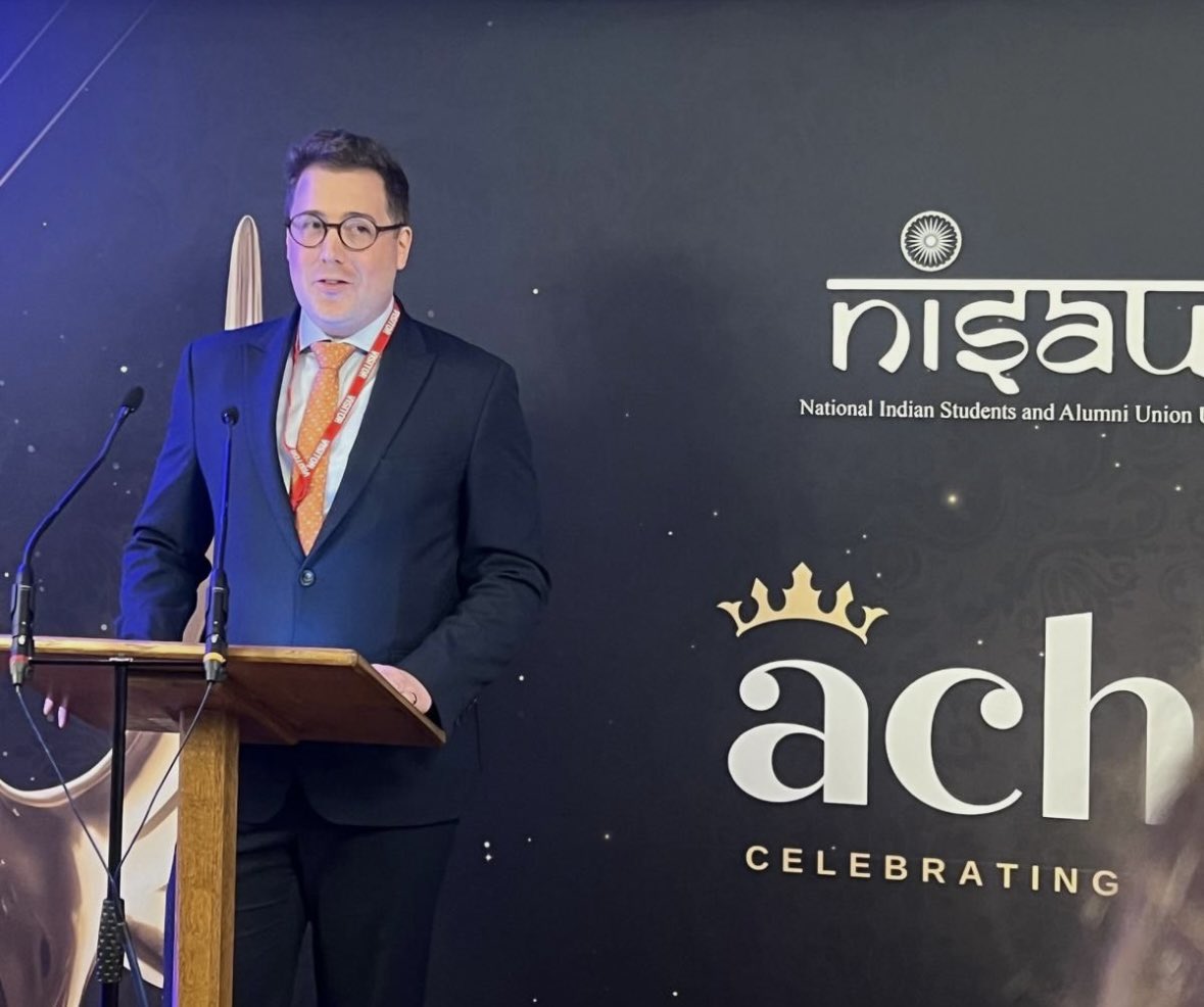 UEL_News's tweet photo. To shape the future, we need institutions that can adapt, consistently adding value rather than protecting historical privilege.” 

Speaking at the House of Lords for the @NISAU_UK India–UK Education Leaders event, @RobertWaterson1 shared our vision for a mission-driven HE sector. 🧵