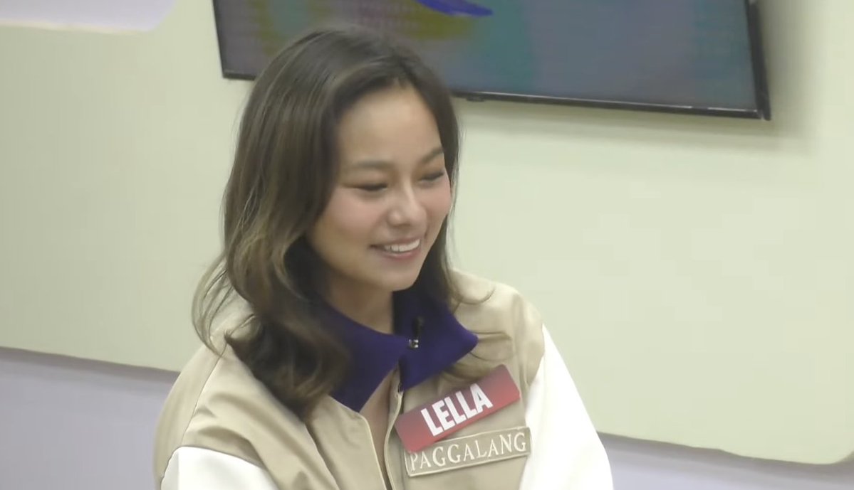 Yung nakalimutan mong serious nga pala 'to!

Anton: Seryoso tayo, please.
Lella: Ay sorry, sorry.

#PBBCollab20OneMillionVotes