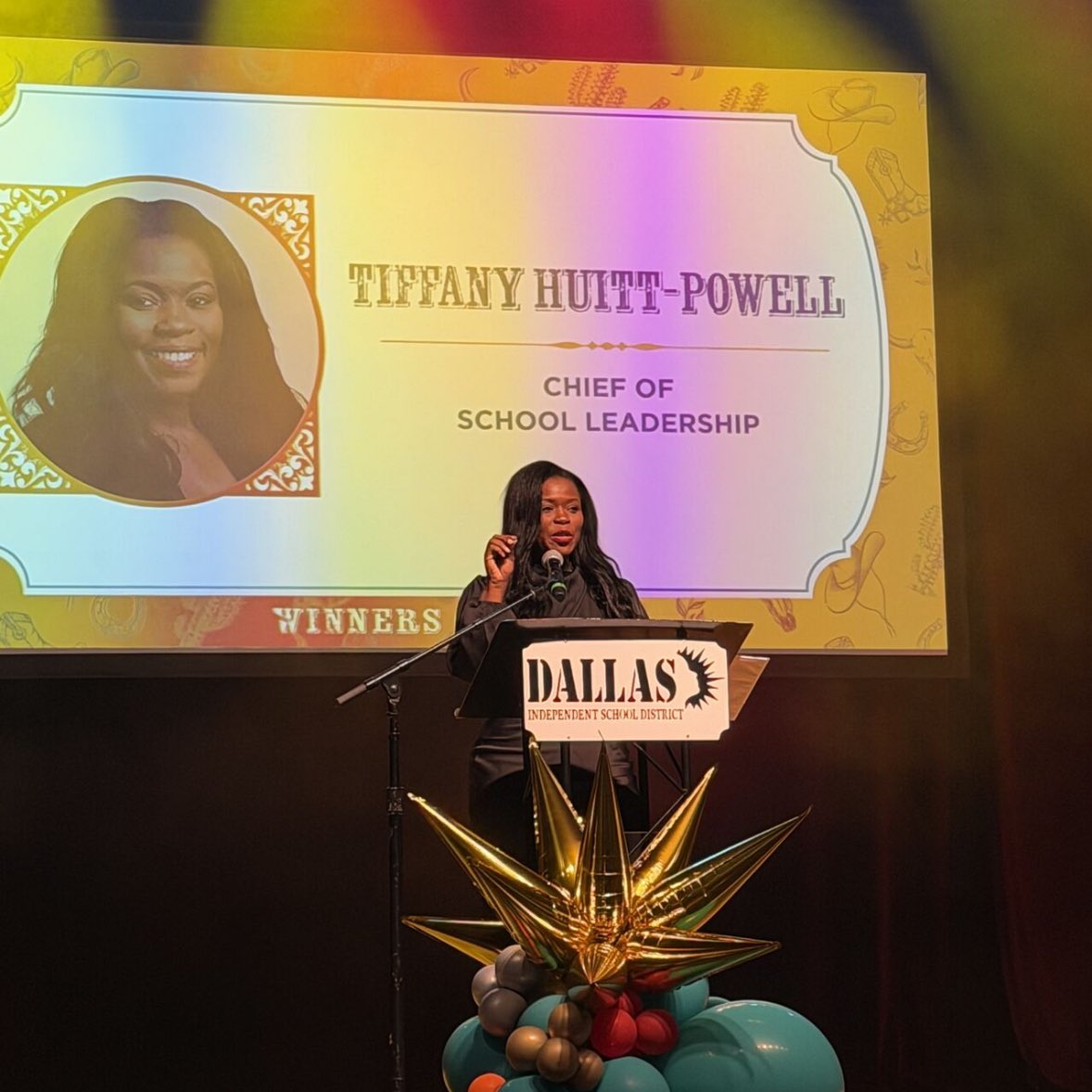 Pamela Lear tweet media