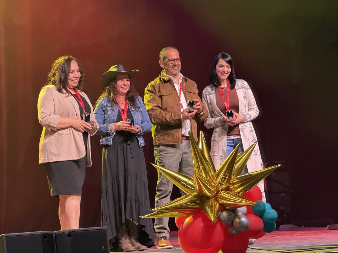 Pamela Lear tweet media