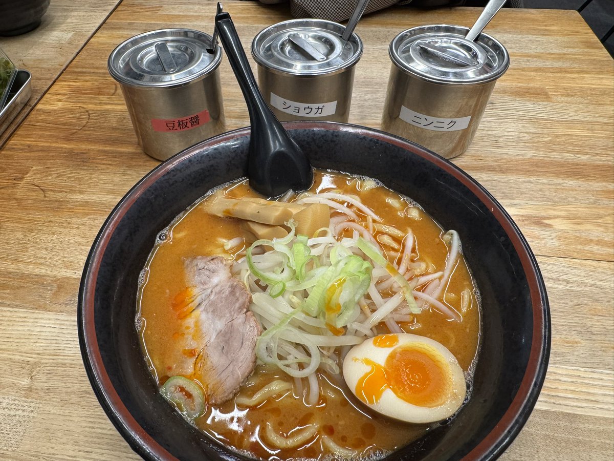 ユニなつお tweet media