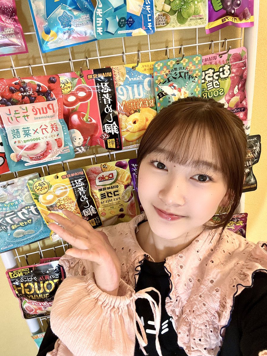 #グミ棚コンテスト2026 開催中！
みなさんのお家のグミストックを見せて‼️ｸﾞ٩( ᐛ )و ﾐ
※お店の方も募集中！

優勝者にはグミ39個詰め合わせプレゼント🎁応募がまだ少ないので当選確率超高いです！
詳細→ ura.gummysday.jp/#competition